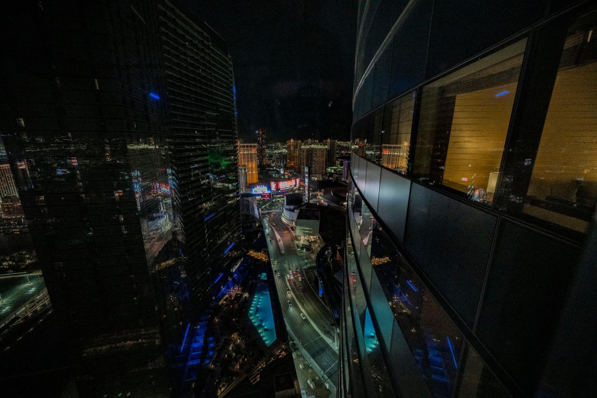 Stripviewsuites At Vdara Лас-Вегас Экстерьер фото